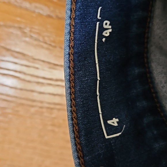 Womens Sonoma Capri length jean - please read item about size - Picture 10 of 11